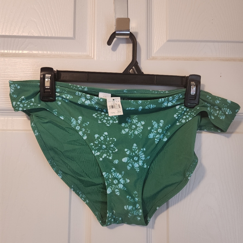 AERIE SWIMWEAR SZ XL, NWT